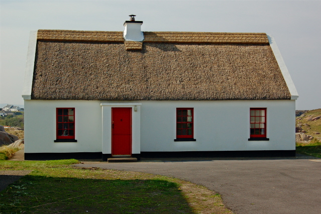 Comfortable living room of a Cornish holiday cottage